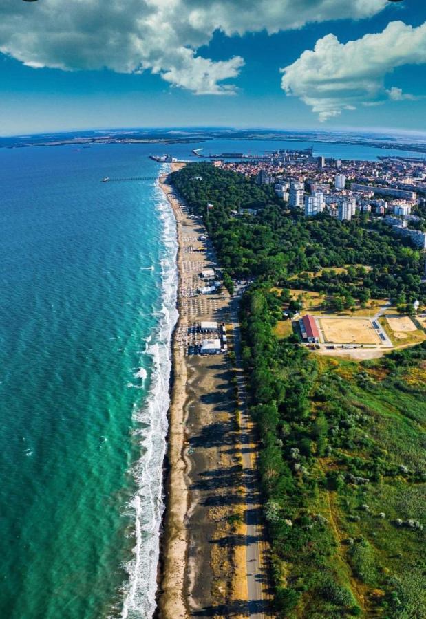 Елегантен Двустаен Апартамент Four Seasons Burgas Exterior photo